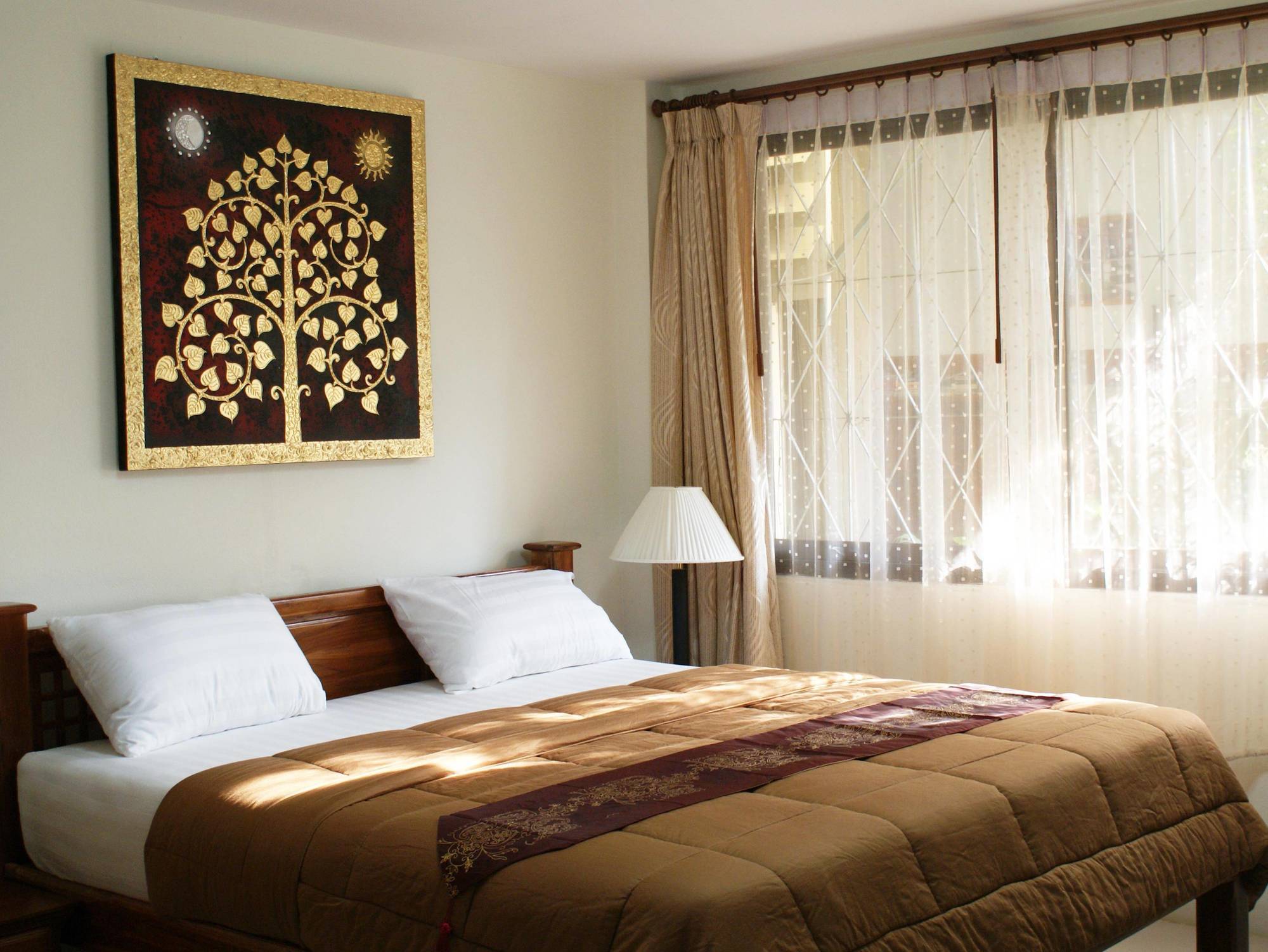 Tara Bed And Breakfast Kanchanaburi Esterno foto
